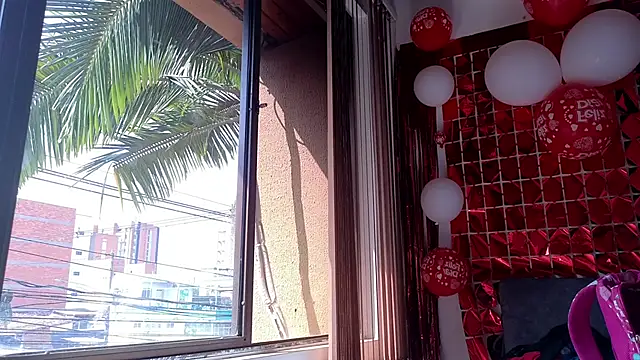 Chatroom XXX en direct de alondrabigtits