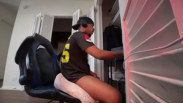 jaebaeeee Show Webcam