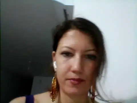 Karivane Obrolan Langsung XXX