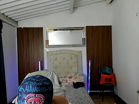 danisegura webkamerás műsora