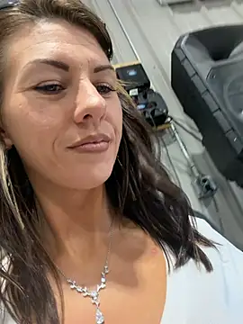 tastemecaroline's Webcam Show