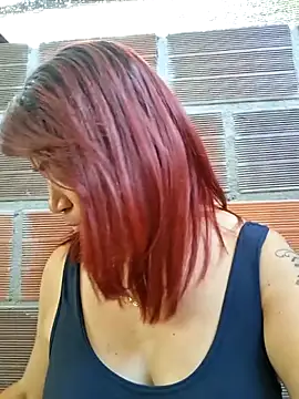 Chat XXX en directo de Naughty_Mature69