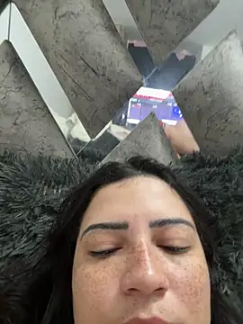 cutesarah_: απευθείας συνομιλία ΧΧΧ