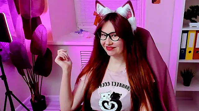 CarolGiggly: онлайн-секс-чат