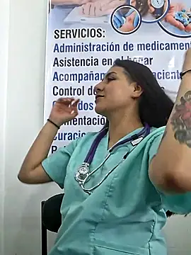 CAROLINE__07 Adlı Modelin Canlı XXX Sohbeti