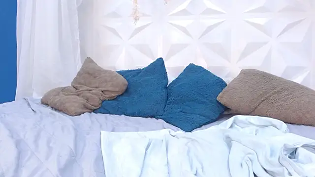 Živý XXX chat Amara_Brunette01