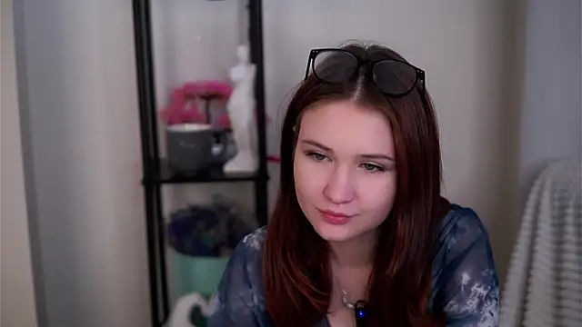 Chat +18 de TemikaAltvater ao vivo