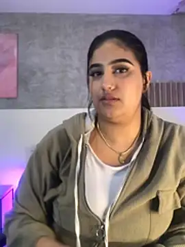 Chat +18 de Miia_Parker ao vivo