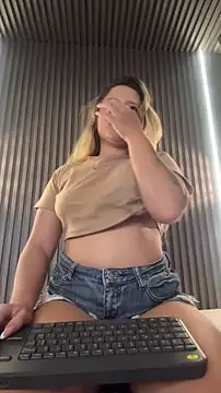 MiaPetit_ Live XXX-Chat