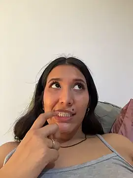 IsabellaJoness_ Live XXX-Chat