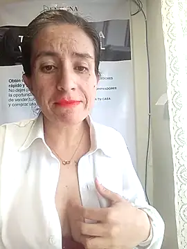 Valentina--1 live XXX chat