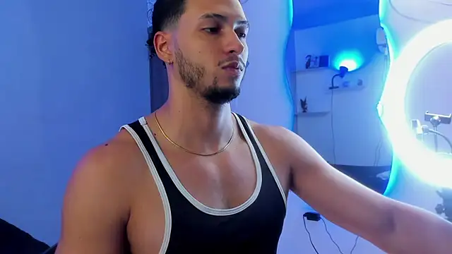 Kris_Khalifa69 Adlı Modelin Canlı XXX Sohbeti