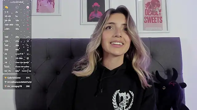 Chat +18 de IsadoraGalle_ ao vivo