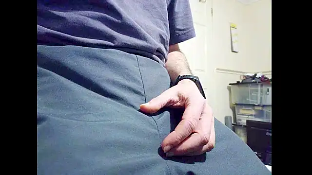 hairyuncut00 现场XXX聊天