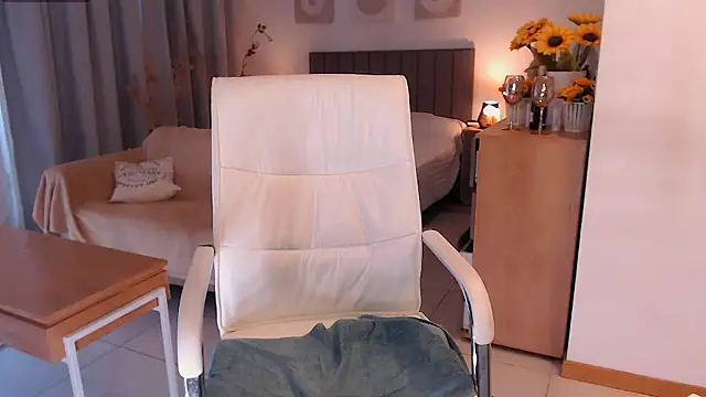 Tilly_Eliot Obrolan Langsung XXX