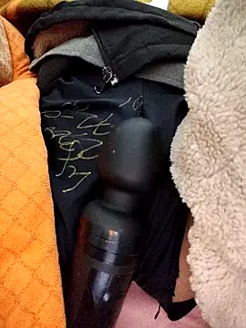 Haralushiaaa 在線直播表演