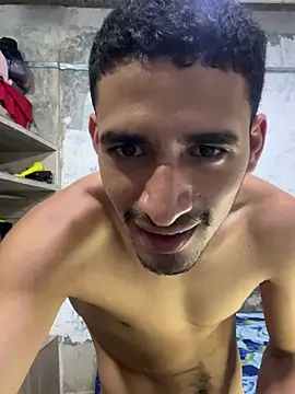 ikaro21 Live XXX Chat