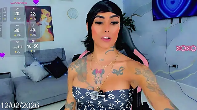 Nella_Dolls Webcamshow