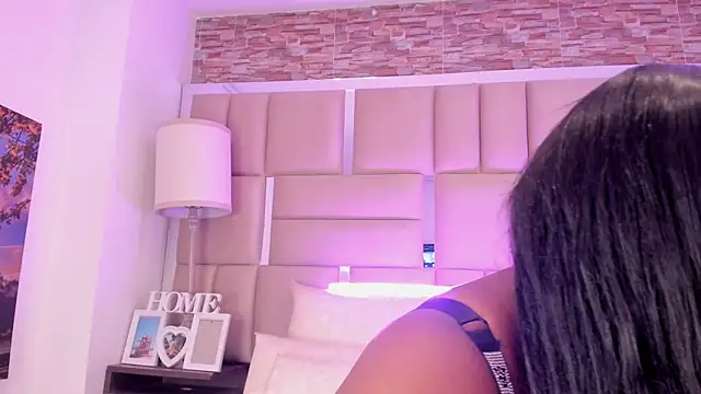 ShaniaBrownn – Live XXX-chat