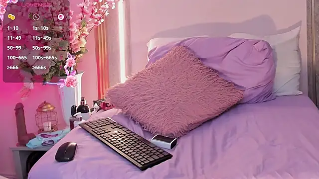 La_Diabla_111_ élő XXX-chatje