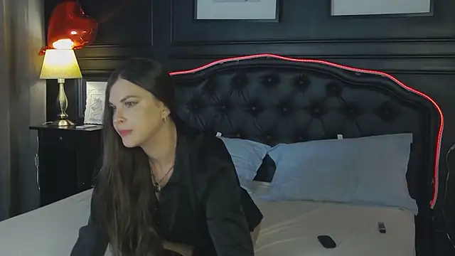 EsterElliott Chat XXX live