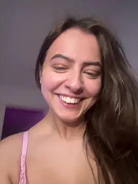 eleonoree Adlı Modelin Canlı XXX Sohbeti