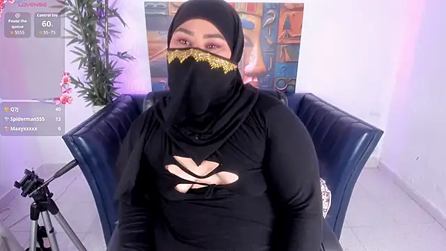 Chatroom XXX en direct de samanee_konn