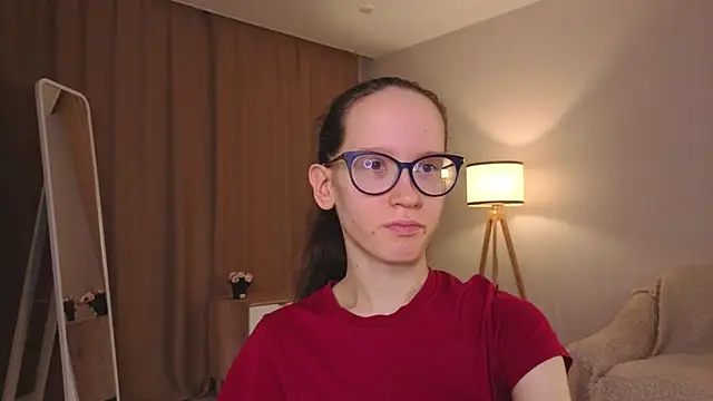 BettyBrowni élő XXX-chatje