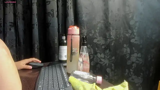 XXX chat uživo modela kashvi_