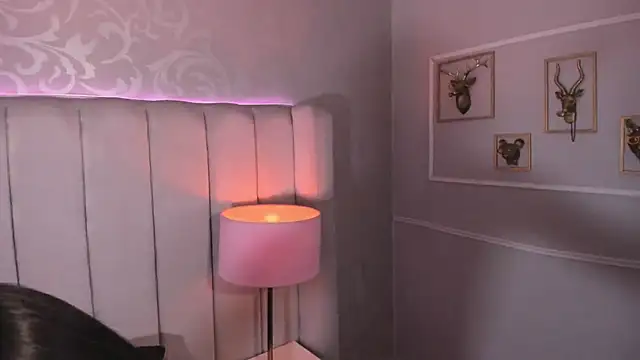 Evabellee Chat XXX live