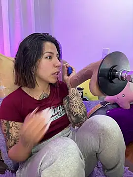 Chat +18 de _antonella_dreamss ao vivo