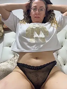 miss_hanna07 Show in webcam