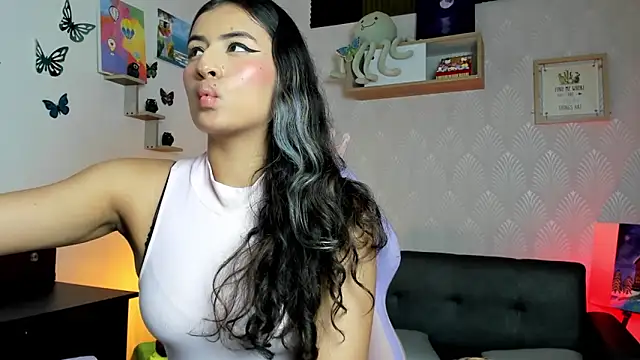 Chatroom XXX en direct de Alaia_Love77