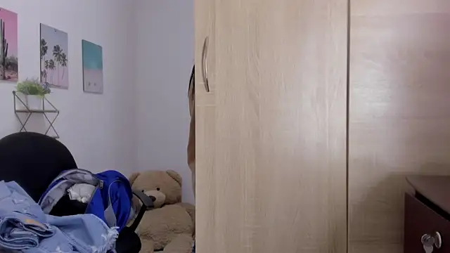 Emma_lean Adlı Modelin Canlı XXX Sohbeti