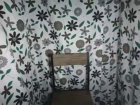 Pretty_christine01 élő XXX-chatje