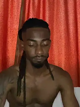 Malkon_Big: διαδικτυακό σόου στην κάμερα