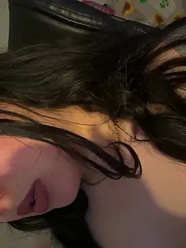 Alexa_monica Adlı Modelin Canlı XXX Sohbeti