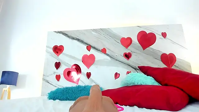 Chat XXX ao vivo de thamiina_