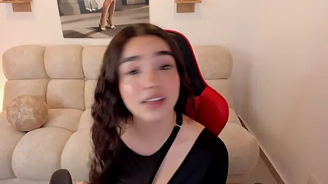 IsaConnor Chat XXX live