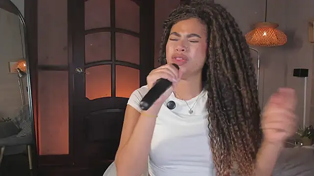 nayah__ Pertunjukan Webcam