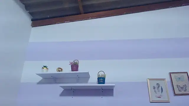 kimberlyvegaのライブXXXチャット