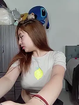 Lauren-lau Adlı Modelin Canlı XXX Sohbeti