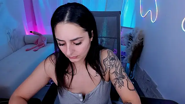 ValeriiMills 라이브 XXX 채팅