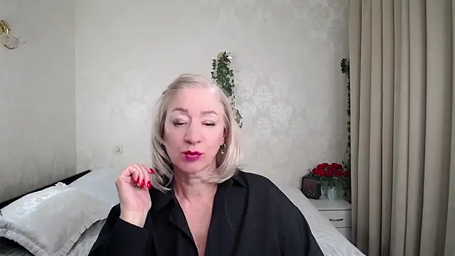 hunters_woman: онлайн-секс-чат