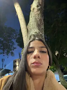 Czat XXX na żywo – Carolina_1111