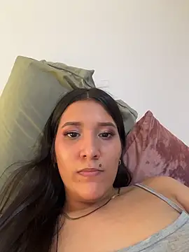 IsabellaJoness_ – Naživo XXX chat