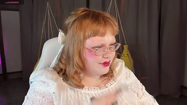 Chat +18 de LottieReed ao vivo