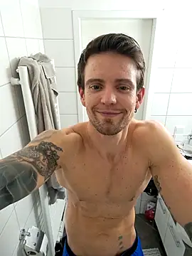 Chatroom XXX en direct de Mystery_Mark