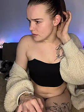 LoreenKinky: онлайн-секс-чат