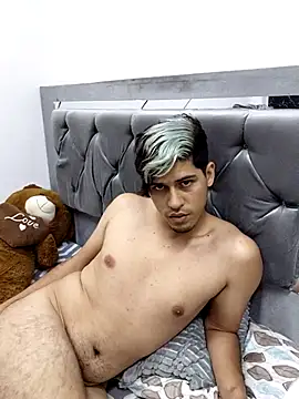 Riquid-sexual élő XXX-chatje